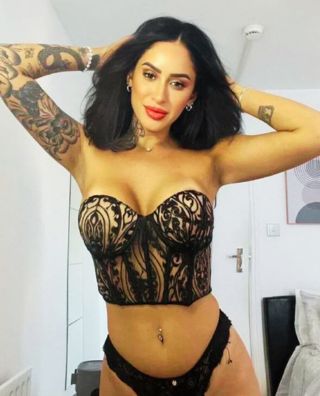 Agracollege escorts and elite companions